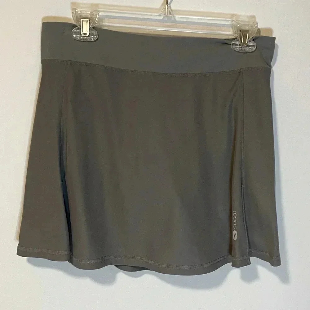 Gray Suguoi Cycling Skort with Padded Shorts Women’s M